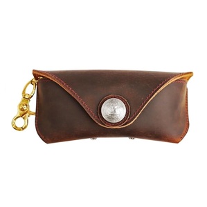 Caja de gafas de cuero genuino hecha a mano Estuche de gafas de sol con broche Mejor precio Accesorios para gafas Estuches y bolsas - Product Image 3