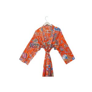 Maillot de bain en coton vintage fait à la main pour femmes, vêtement de nuit léger à la mode, robe de douche, kimono à fleurs, robe pour femmes - Product Image 2