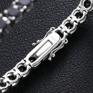 Bracelet de luxe en argent S925 plaqué or avec breloque en moissanite, style hip-hop pour homme, noir glacé, certifié IGI, taille ronde brillante - Product Image 3