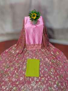 Colección de Vestidos de Novia Formales de Alta Calidad en Seda Chifón Jacquard Fransawi Dirac con Lentejuelas y Patrón Floral para Eventos Especiales - Product Image 4