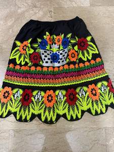 Haute qualité personnalisé polynésien hawaïen plage porter solide brodé femmes Mini jupe décontracté 100% Polyester - Product Image 4