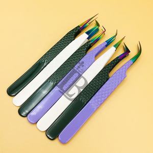 Pince à isolation en acier inoxydable pour extensions de cils en vison, avec logo et embout violet - Product Image 6