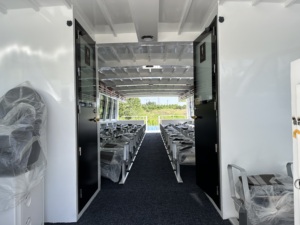 Nouveau bateau ferry à passagers en aluminium de 15m*5m, propulsé à l'essence, avec 60 sièges, pour les trajets quotidiens ou la navigation de plaisance - Product Image 2