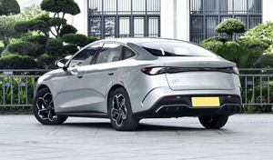 Sedán Híbrido Enchufable Usado 2024, Caja de Cambios Automática, Asistente de Conducción Inteligente, Interior y Exterior Impecables, Suministrado desde Japón - Product Image 4