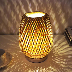 โคมไฟหวายทำด้วยมือเป็นมิตรกับสิ่งแวดล้อมดีไซน์แบบหอยสังข์ธรรมชาติ - Product Image 1