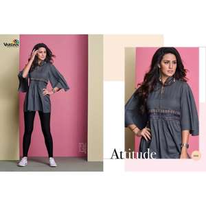 Traje Salwar de corte recto moderno de calidad de lujo cómodo para uso durante todo el día disponible para la venta - Product Image 1