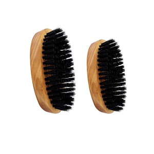 Brosse à barbe en bois à prix raisonnable pour hommes Outil de soin des cheveux compact avec poils - Product Image 3