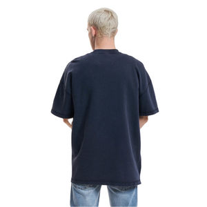 T-shirt pour homme surdimensionné 100% coton personnalisable, poids lourd, lavage à l'acide, anti-froissement, manches courtes de haute qualité - Product Image 4