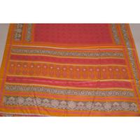 Tissu de soie Sari recyclé bohème Vintage Indian Textile Scrap Up recyclé pour la couture, les courtepointes artisanat, les techniques mixtes et la mode