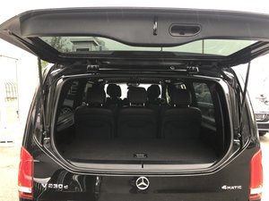 2018 2024 Best Sale Used Mercedess V-Class 250 AMG Extra long 4Maticc Bus with 7-9 Leather Seats Automatic LHD/RHD Fast Delivery - Product Image 3