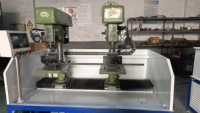 ODM OEM haute précision des trous centraux double double double tête foreuse cnc deux plates-formes perceuse CNC pour le métal