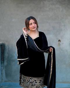 Inde et Pakistan vêtements derniers vêtements indiens Look Top Sharara costume Dupatta en broderie travail personnaliser vêtements ethniques en gros - Product Image 2