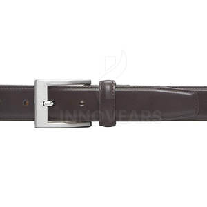 Coffret cadeau personnalisé en cuir noir avec boucle en acier pour homme, ceinture et portefeuille en peau de vache à vendre 2024 - Product Image 4