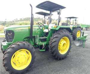 Used John Deere 5075E Compact Wheel Tractor 4WD 75 HP Farm Tractor Enclosed Cab Agricultural <b>Machinery</b> - Product Image 2
