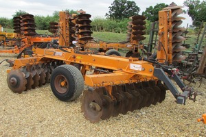 Original Tractor Mounted Disc Plough with 3 Discs in Farm Implements For Sale - Product Image 2