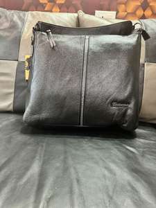 Sac à main bandoulière élégant pour femme en cuir véritable, grande capacité, fermeture éclair, chaînes décoratives, manipulation facile, mariages, fêtes - Product Image 4