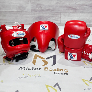 ชุดอุปกรณ์มวยระดับมืออาชีพ สีแดง ประกอบด้วยหมวกนิรภัย ถุงมือ และอุปกรณ์ป้องกันขาหนีบ สำหรับฝึกซ้อมและแข่งขัน - Product Image 1