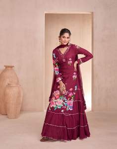 ชุดสูทอินเดียและปากีสถานผ้าปักลายผ้าไหม georgette ล่าสุดดีไซน์เนอร์ - Product Image 2