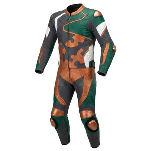 Combinaison de course pour moto élégante et nouvelle, fabriquée avec des matériaux avancés pour garantir la sécurité et le confort pendant les trajets. - Product Image 6