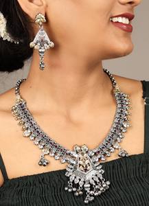 ชุดเครื่องประดับสร้อยคอและต่างหูสไตล์โบฮีเมียนแบบชนเผ่า ประดับพลอยโกเมน ตัวเรือนทำจากทองเหลืองชุบเงินโบราณ สำหรับผู้หญิง เหมาะสำหรับงานแต่งงาน งานหมั้น และวันครบรอบ - Product Image 2