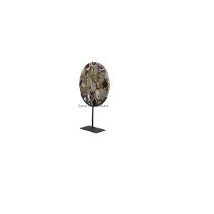 Nouvelle Arrivée Designer Agate Sculpture Décorative Forme Ronde À La Main Avec Métal Noir Couleur Poudre Enduit Base Forme Rectangle - Product Image 1