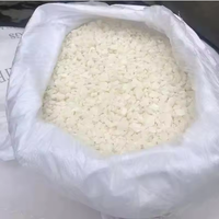 Produit chimique de traitement de l'eau 50 kg Flocons de sol Granulés de qualité alimentaire Al2 So4 3 Sulfate d'aluminium non ferrique