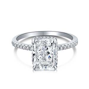 Bague de fiançailles Jeulia Luxury avec diamant taille coussin en argent sterling plaqué rhodium - Product Image 1