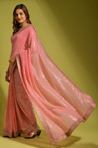 Hermoso trabajo de bordado de lentejuelas en doble carrera con borde de satén con borde de encaje Saree para mujeres de Fabzone - Product Image 5