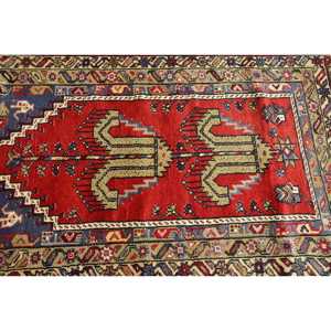 Alfombra vintage de 4x5.9 pies (122x180 cm), alfombra turca a cuadros rojos - Product Image 5