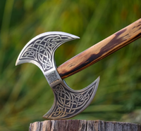 Hache artisanale industrielle Viking à double tranchant en acier à haute teneur en carbone, avec runes gravées, manche en bois de rose, lame de 20 cm, par STEEL CRAFT