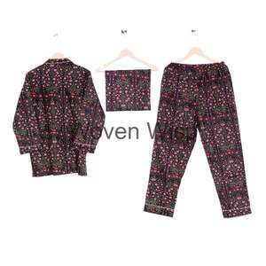 Ensemble de pyjama en coton fait à la main pour femmes, vêtements de nuit en vrac décontractés, collection de créateurs de mode durables d'Inde - Product Image 5