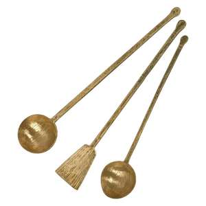 Spatule en laiton de qualité supérieure avec manche long, spatule de cuisine pour une cuisson sûre et une manipulation facile, provenant d'un fournisseur indien - Product Image 2