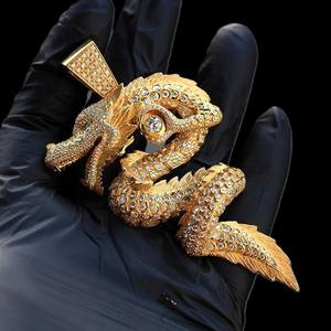 VVS Clarity Diamond Charms Colgantes Iced Out Hip Hop Dragan Colgante con placa de oro de 18 quilates para ropa de fiesta para hombres - Product Image 1