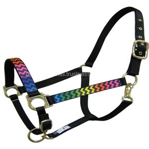 Cinta de diseño Multicolor cosida de nailon, caballo, cuello halter en tres colores variados con hardware de latón pesado y corona ajustable - Product Image 1