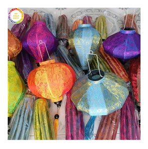 Farol de Seda Ovalado con Varillas de Bambú Natural, Artesanía Tradicional de Hoi An para Diseño de Interiores y Fiestas - Product Image 1