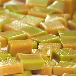 Bonbon à la noix de coco gastronomique: fait à la main avec de la noix de coco naturelle, du sucre biologique parfait pour le marché mondial - Product Image 3