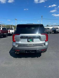 USATO 2023 GM C YU KON DENALI ULTIMATE 6.2L V8 420 CV 4WD 8 POSTI TRASMISSIONE AUTOMATICA A 10 VELOCITÀ - Product Image 6