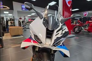 Motocicleta Deportiva B-M-W S 1000 RR en Venta - Product Image 4