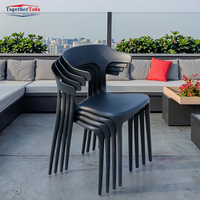 Ensemble de table et chaises de jardin modernes en acier au carbone rond, imperméables et empilables en PP