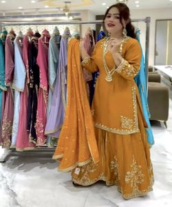 DESIGNER NATUREL CRÊPE BRODERIE SÉQUENCE TRAVAIL TOP PALAZZO AVEC DUPATTA FESTIVE WEAR PRIX DE GROS VÊTEMENT ETHNIQUE MOUTARDE - Product Image 2