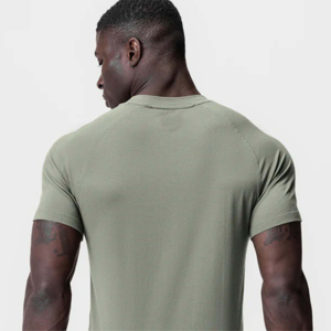 เสื้อยืดสำหรับออกกำลังกายกีฬาและกิจกรรมประจำวันที่มีคุณสมบัติดูดซับความชื้น - Product Image 5
