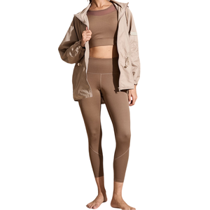 Conjunto de Top y Shorts de Yoga para Mujer, Ideal para Entrenamiento en Gimnasio, Diseño Personalizable con Logotipo Disponible en Todas las Tallas para Práctica Diaria - Product Image 1