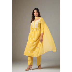 Conjunto de Kurta, Pantalón y Dupatta con Estampado Floral Amarillo Mehtabi Bahaar Sunshine - Product Image 3