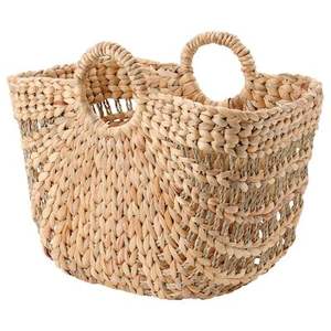 Beau panier en rotin avec finition naturelle faite à la main idéal pour les intérieurs boho ou côtiers de ferme rustique - Product Image 1