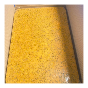 Purée de fruits de la passion congelée avec graines Emballage en vrac disponible pour les entreprises de transformation des aliments et les cuisines commerciales - Product Image 2