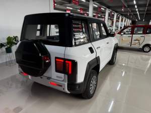 SUV Eléctrico Usado 2024 con Autonomía NEDC de 601-700 km, Potencia de 200-250kW, Carga Rápida y Rendimiento 4WD - Product Image 1