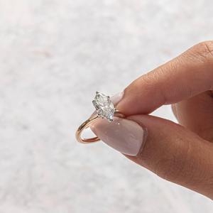 Elegante corte Marquesa VVS2 E Color Lab Grown Diamond anillo de compromiso IGI certificado personalizado oro plata al por mayor OEM ODM proveedor - Product Image 2