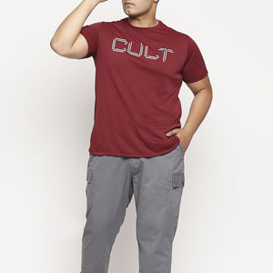 เสื้อยืดโลโก้ขนาดพลัสไซส์พร้อมคอกลมและคุณสมบัติป้องกันการเกิดขน - Product Image 1