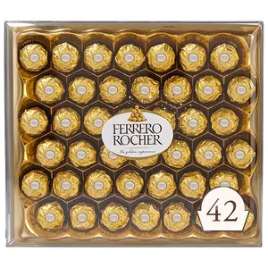 Délicieux chocolats Ferrero roche en boîte, canneberges, noix de pin, grillades uniquement ingrédients naturels