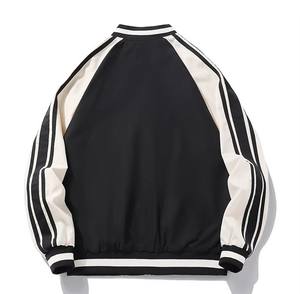 Chaqueta universitaria de moda con logotipo personalizado de vuelo de manga de cuero de alta calidad, jersey de béisbol de otoño largo de invierno, dibujos animados de lana transpirable - Product Image 3